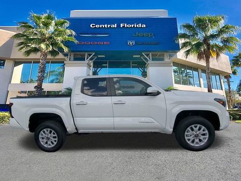 Used 2024 Toyota Tacoma SR5 image 4