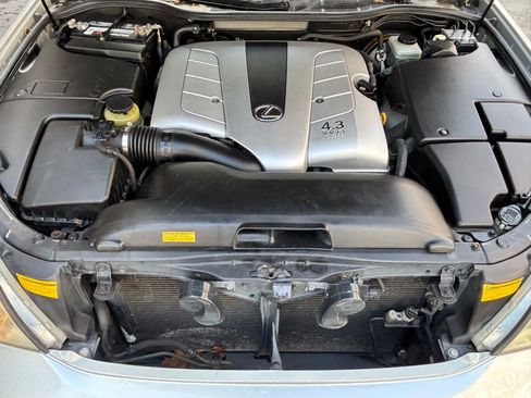 Used 2003 Lexus LS 430 RWD image 39
