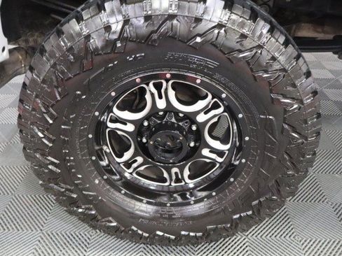 Used 2018 Ford F250 XLT w/ XLT Premium Package AWD/4WD image 90