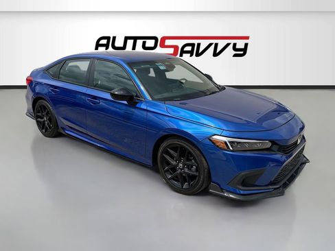 Used 2024 Honda Civic Sport image 1