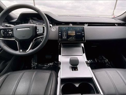 Used 2026 Land Rover Range Rover Evoque S image 19