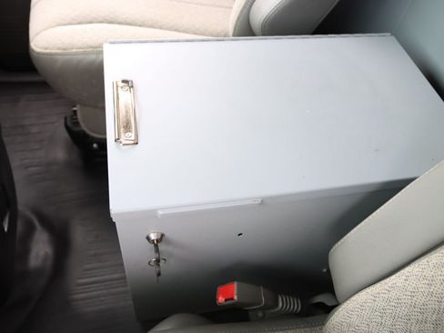 Used 2023 GMC Savana 2500 w/ Driver Convenience Package RWD image 6