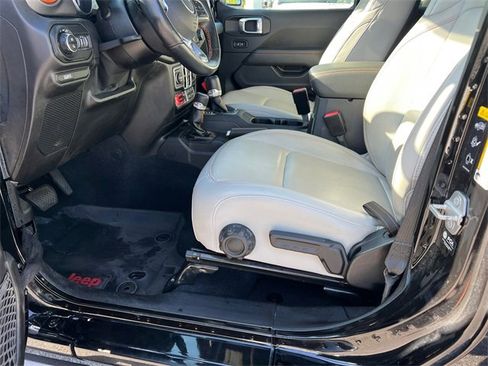 Used 2021 Jeep Gladiator Mojave image 9