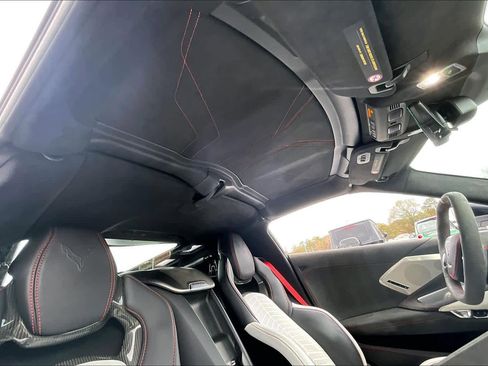 Used 2023 Chevrolet Corvette Stingray Premium Cpe w/ Z51 Performance Package image 11