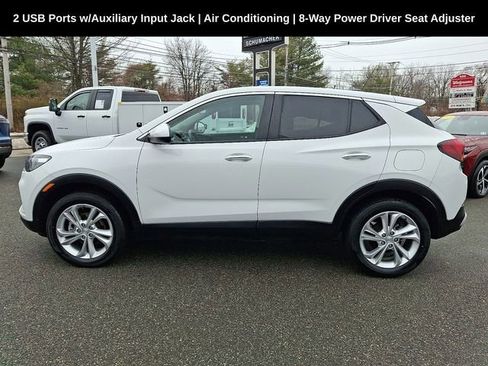 Used 2023 Buick Encore GX Preferred w/ Cold Weather Comfort Package image 5