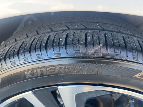 Certified 2023 Nissan Sentra SR w/ SR Premium Package image 40