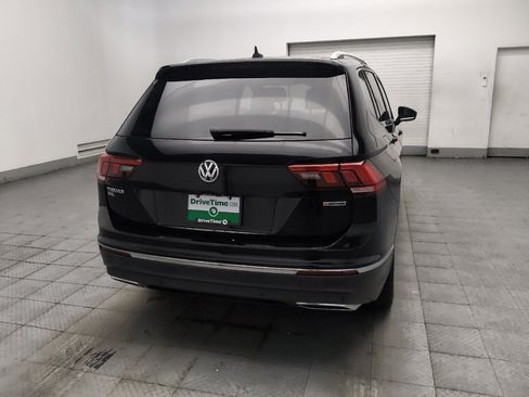 Used 2021 Volkswagen Tiguan SEL AWD/4WD image 7