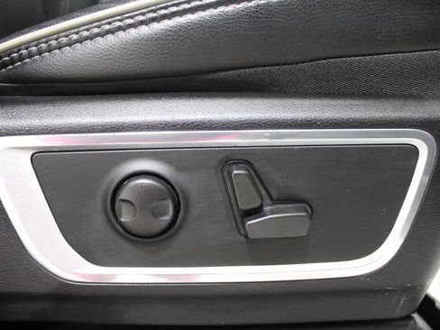 Used 2022 RAM 1500 Laramie image 27