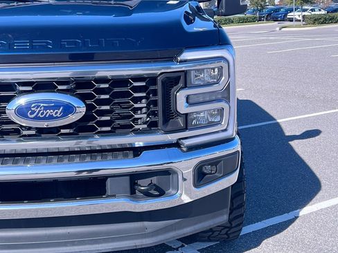 Used 2023 Ford F350 Lariat image 9
