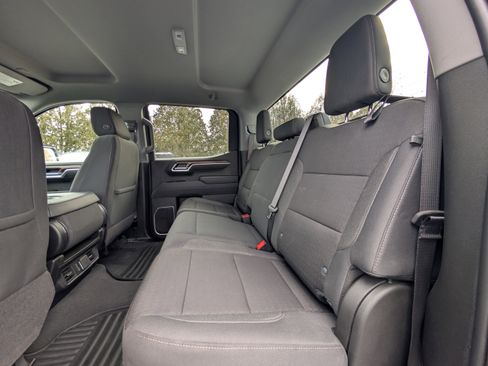 Used 2025 Chevrolet Silverado 1500 LT image 31