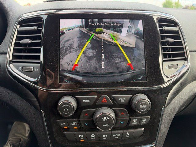 Used 2021 Jeep Grand Cherokee Laredo X AWD/4WD image 24