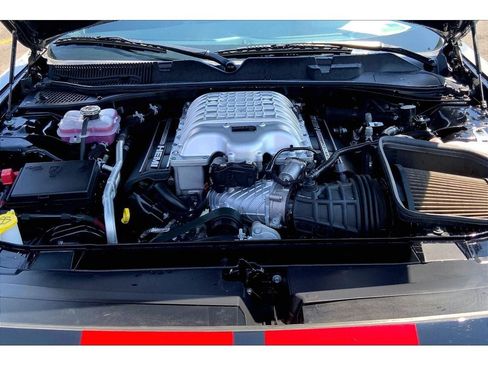Used 2020 Dodge Challenger SRT Hellcat Redeye RWD image 11