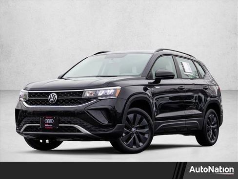 Used 2022 Volkswagen Taos S image 1