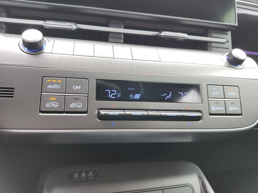 New 2026 Hyundai Kona SEL Premium AWD/4WD image 28