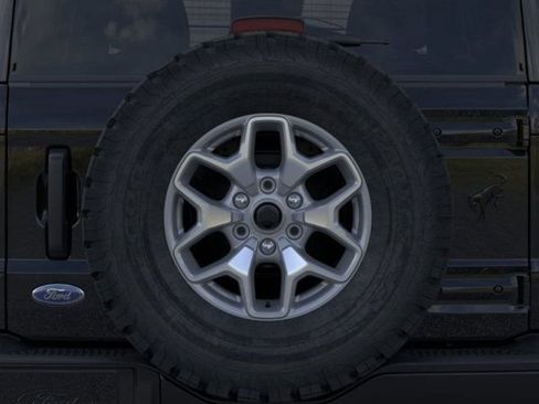 New 2025 Ford Bronco Badlands image 24