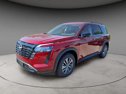 New 2026 Nissan Pathfinder SV w/ Cargo Package