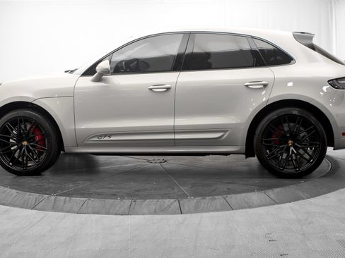 Used 2023 Porsche Macan GTS w/ Premium Package Plus AWD/4WD image 6