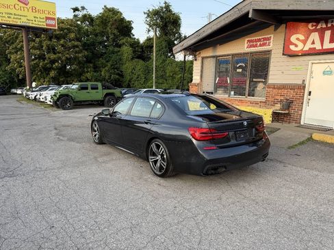 Used 2018 BMW 740i RWD image 3
