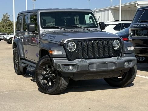 Used 2020 Jeep Wrangler Unlimited Sport AWD/4WD image 2