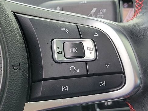 Used 2018 Volkswagen Jetta GLI image 34