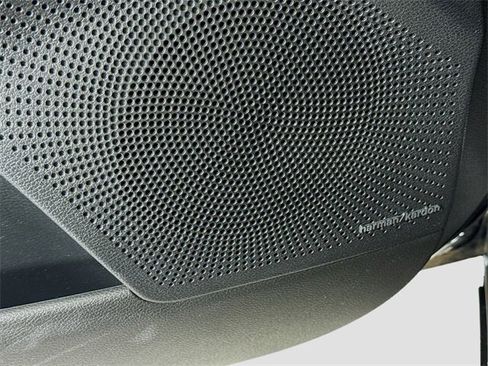 Used 2024 Kia Forte GT-Line w/ GT-Line Premium Package image 19