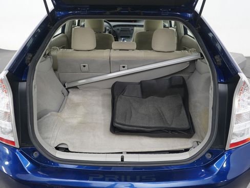 Used 2011 Toyota Prius Two image 15