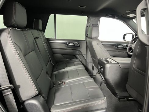 Used 2025 Chevrolet Tahoe RST image 32