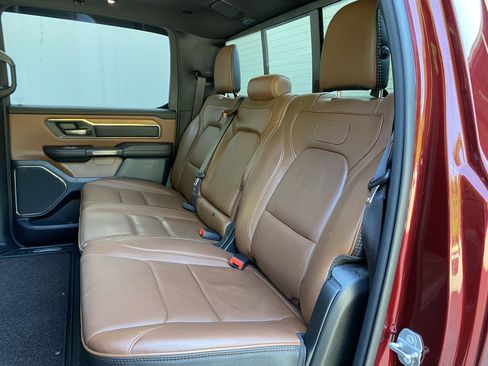 Used 2021 RAM 1500 Limited AWD/4WD image 38