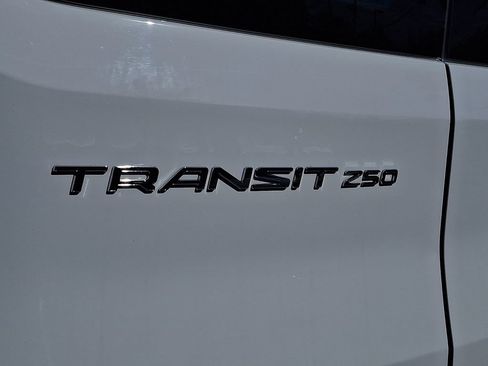 Used 2024 Ford Transit 250 Low Roof w/ Exterior Upgrade Package RWD image 31