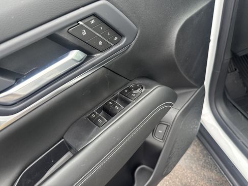 New 2026 GMC Terrain Denali w/ LPO, Floor Liner Package image 16