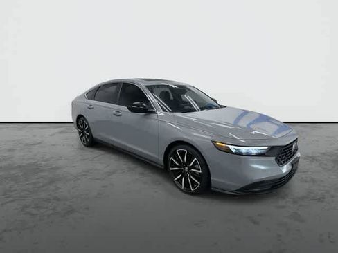 Used 2023 Honda Accord Sport image 5