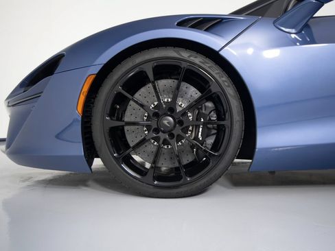 Used 2026 McLaren Artura Spider RWD image 10