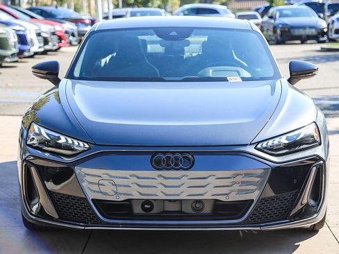 New 2026 Audi S e-tron GT Premium Plus image 2