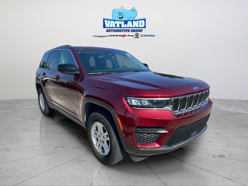 Certified 2023 Jeep Grand Cherokee Laredo AWD/4WD image 7