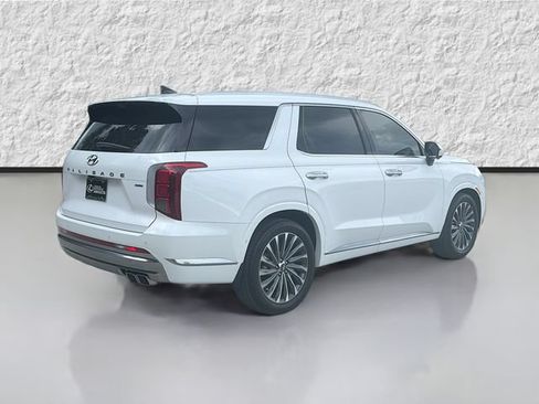 Used 2025 Hyundai Palisade Calligraphy AWD/4WD image 3