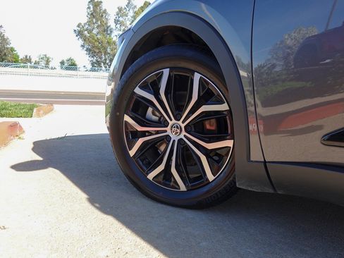 Used 2024 Toyota Crown image 10