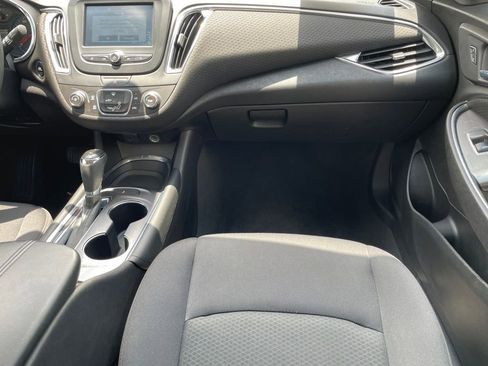 Used 2016 Chevrolet Malibu LT FWD image 26
