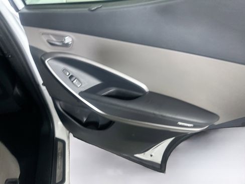 Used 2017 Hyundai Santa Fe Sport w/ 2.4L Tech Package 04 image 29