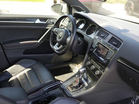 Used 2015 Volkswagen GTI SE w/ Lighting Package (SEL) FWD image 16