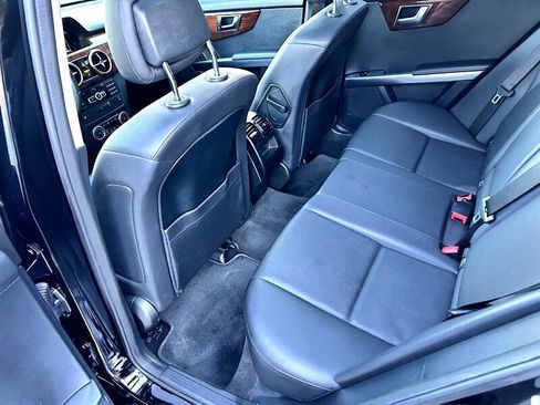 Used 2015 Mercedes-Benz GLK 350 4MATIC image 28