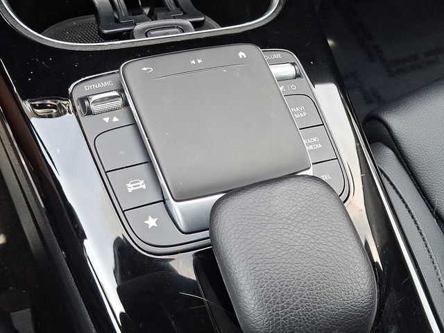 Used 2023 Mercedes-Benz CLA 250 4MATIC image 15
