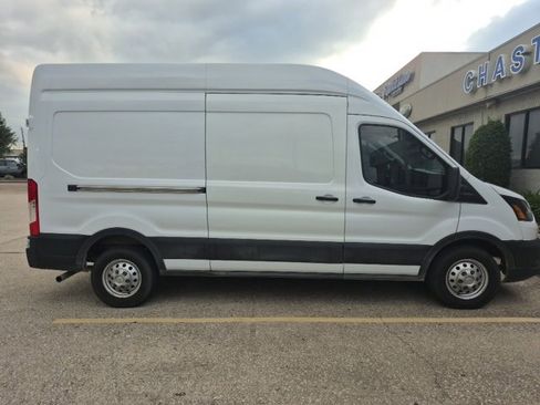 Used 2022 Ford Transit 250 148 High Roof AWD image 10