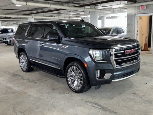 Used 2021 GMC Yukon SLT w/ SLT Luxury Plus Package RWD image 2