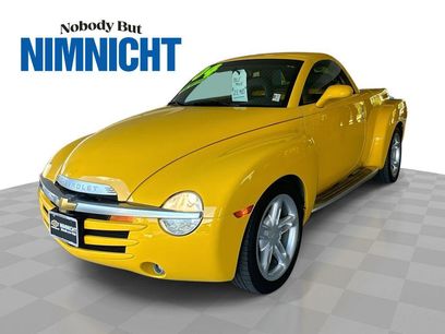 Used 2004 Chevrolet SSR w/ Preferred Equipment Group