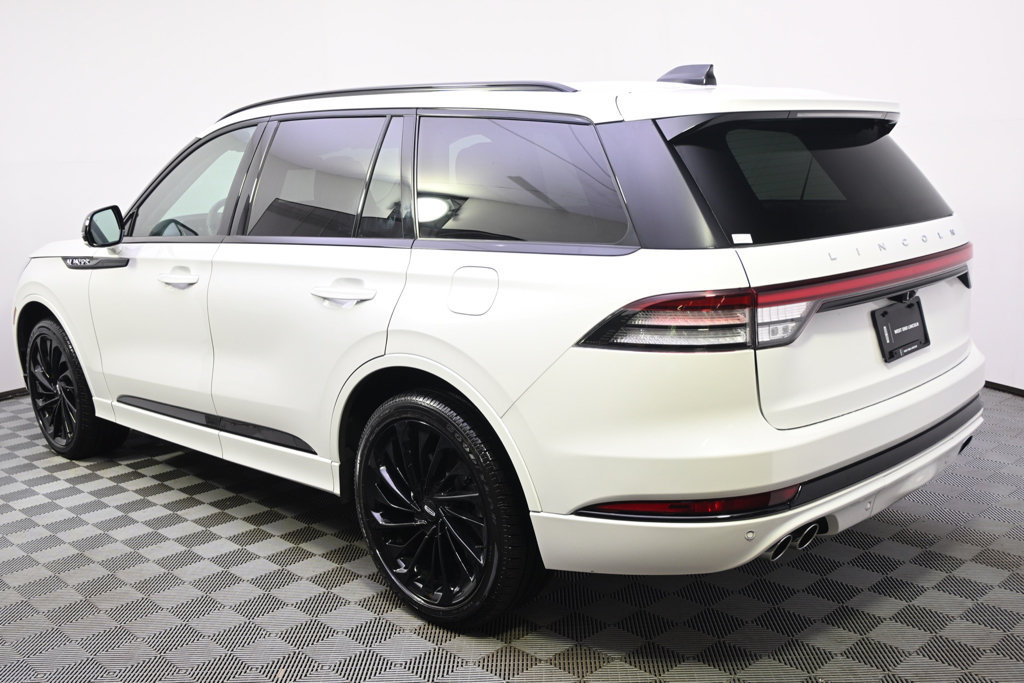 New 2026 Lincoln Aviator Reserve AWD/4WD image 3