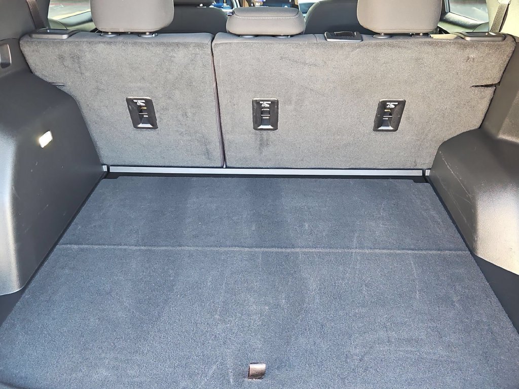 Used 2026 Chevrolet Equinox LT FWD image 29