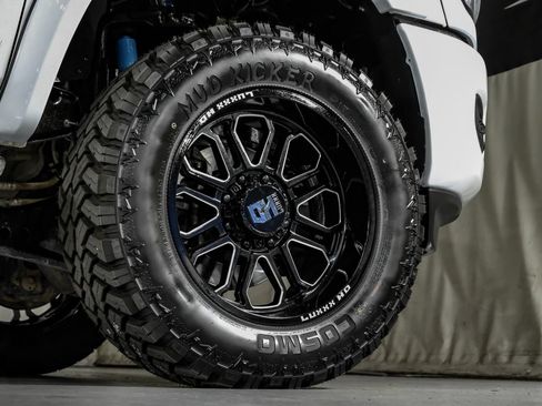 Used 2024 RAM 2500 Big Horn w/ Off Road Package AWD/4WD image 53