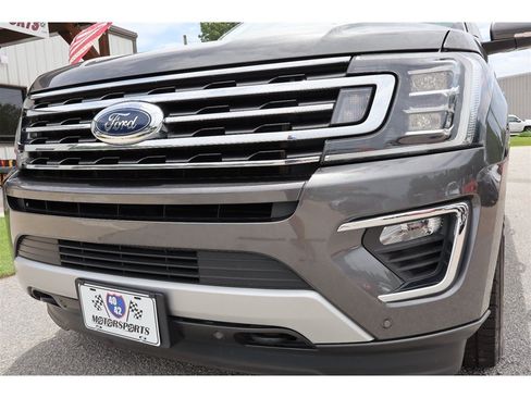 Used 2018 Ford Expedition Limited w/ Equipment Group 301A AWD/4WD image 49