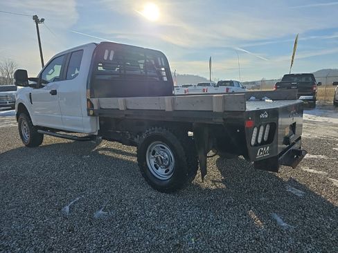 Used 2020 Ford F250 XL w/ Power Equipment Group image 7