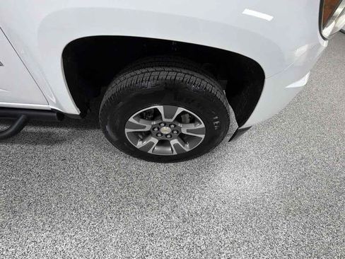 Used 2016 Chevrolet Colorado Z71 RWD image 32